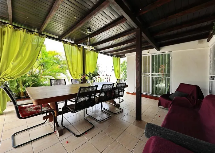 Sofia In * カジャオ・サルバヘ