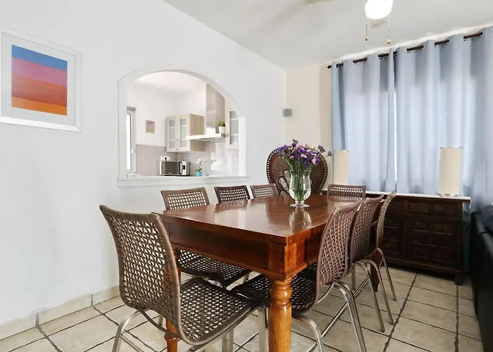 فيلة Sofia In كالاو سالفاجي