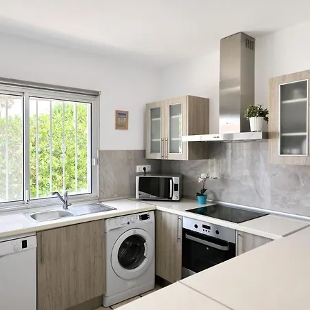 Sofia In Вилла Кальяо-Сальвахе