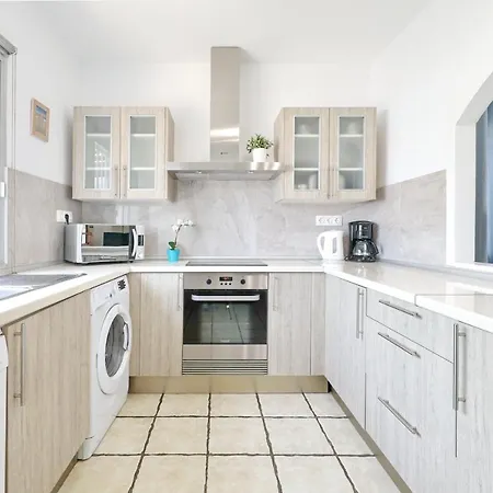 Sofia In Кальяо-Сальвахе