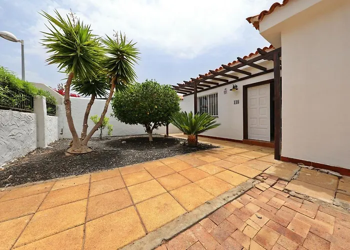 Vila Sofia In Callao Salvaje